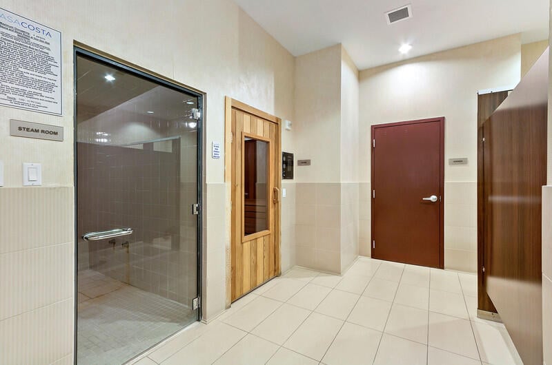Unit Apt 606 photo 28