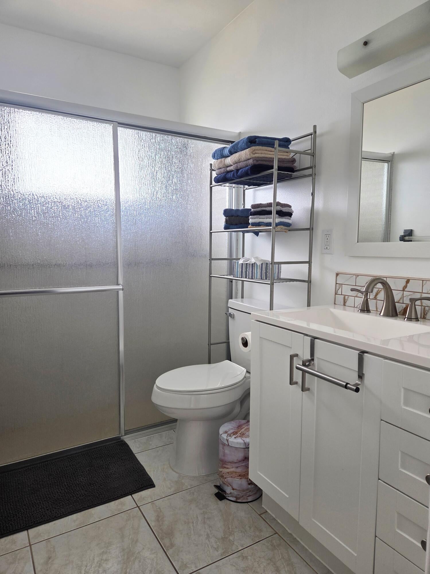 Unit C photo 14