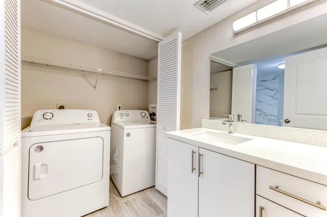  Unit 306 photo 21