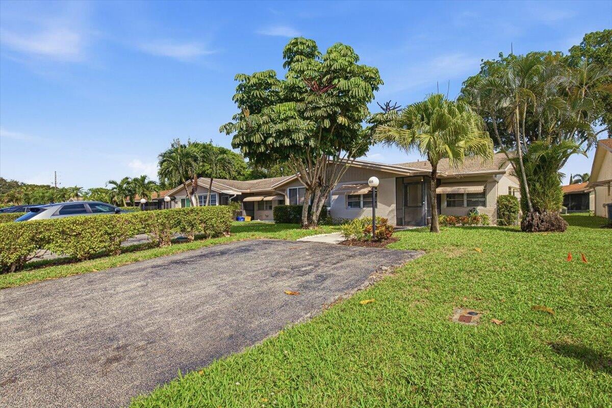 Residence photo 3
