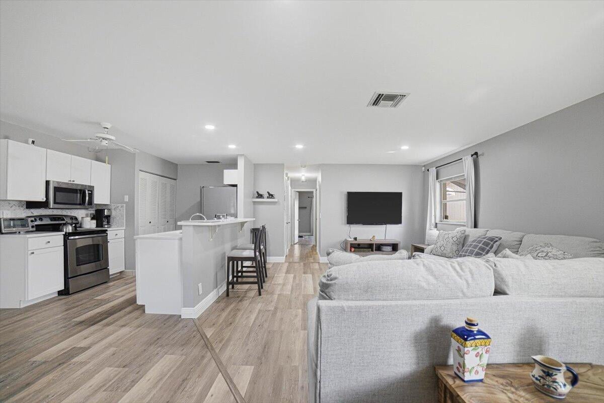 Residence photo 6