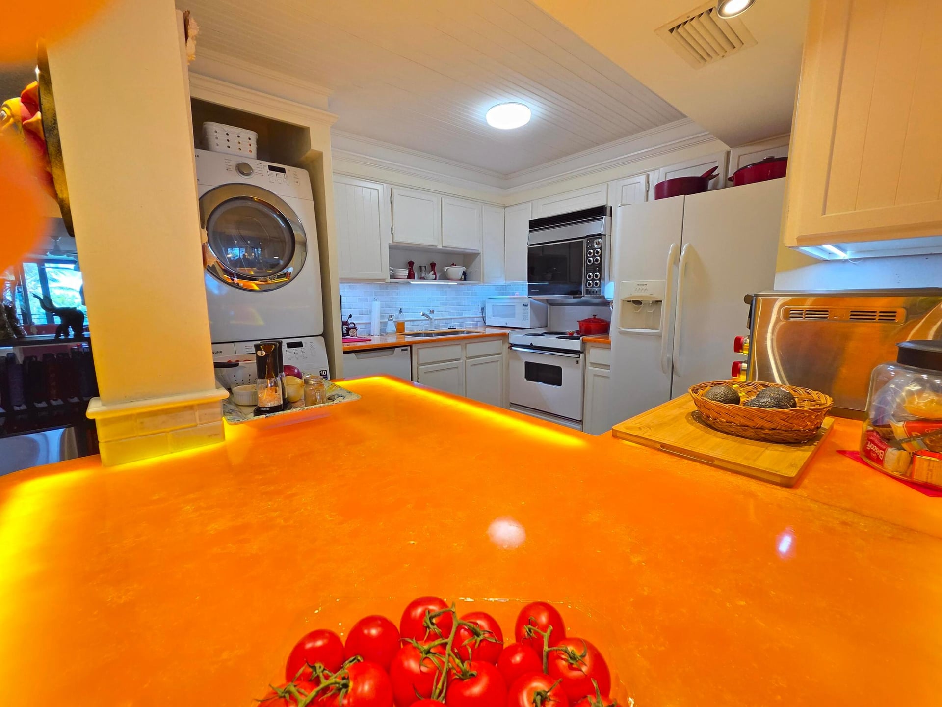 Unit 205 photo 18