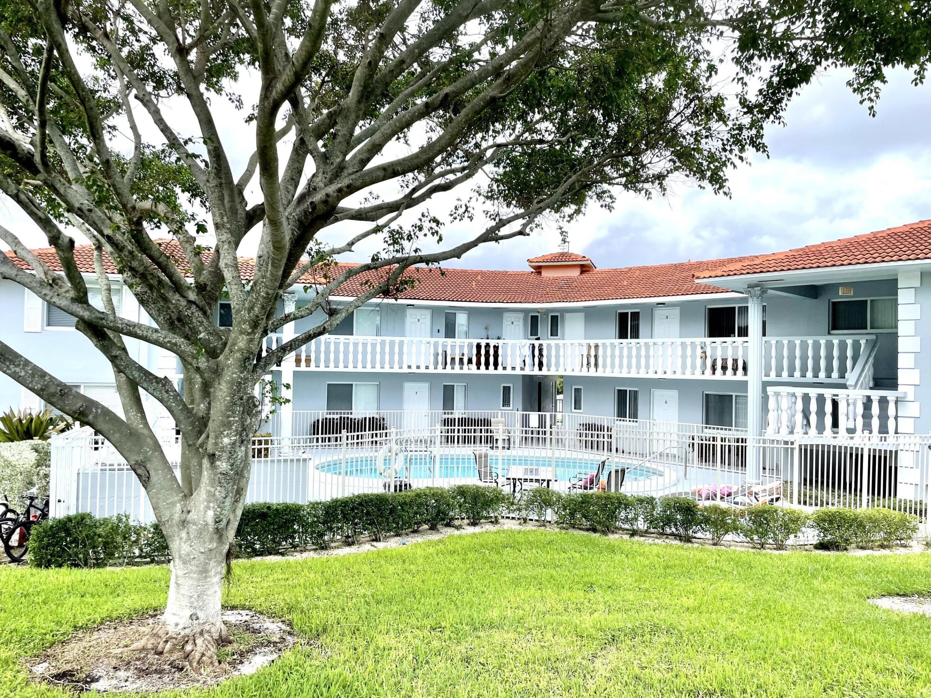 Residence photo 2