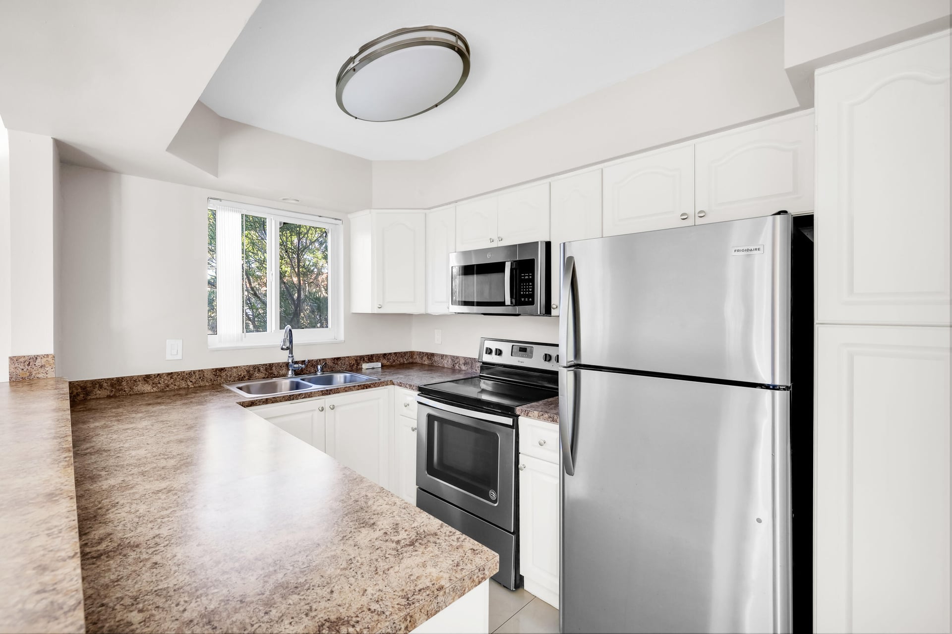 Residence photo 20
