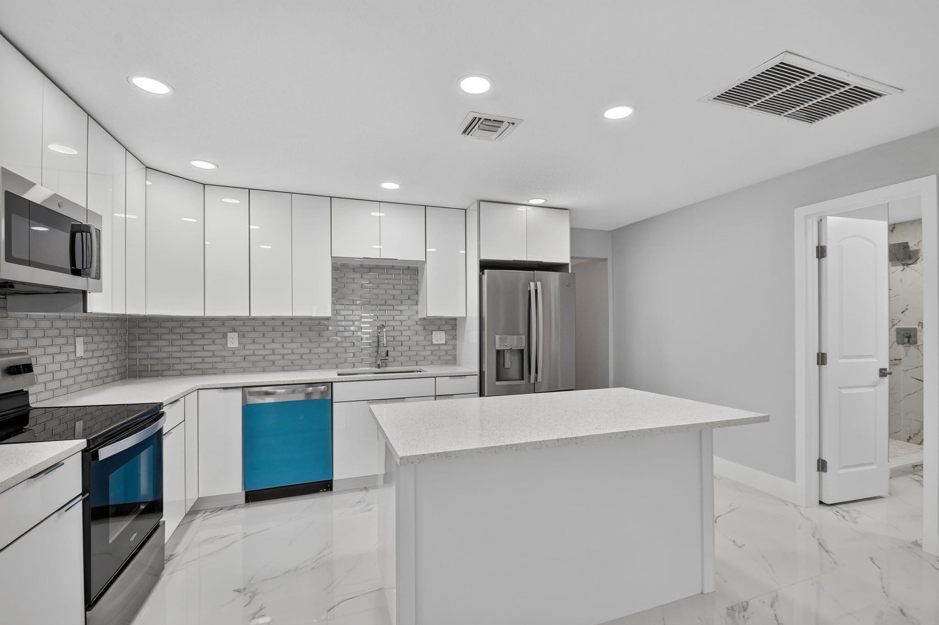  Residence photo 12