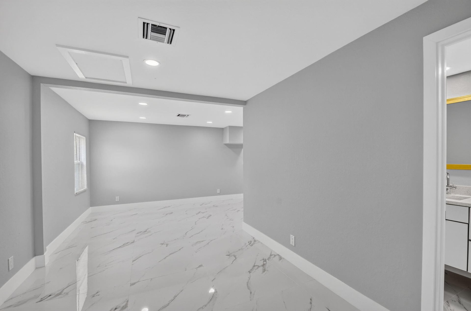  Residence photo 16