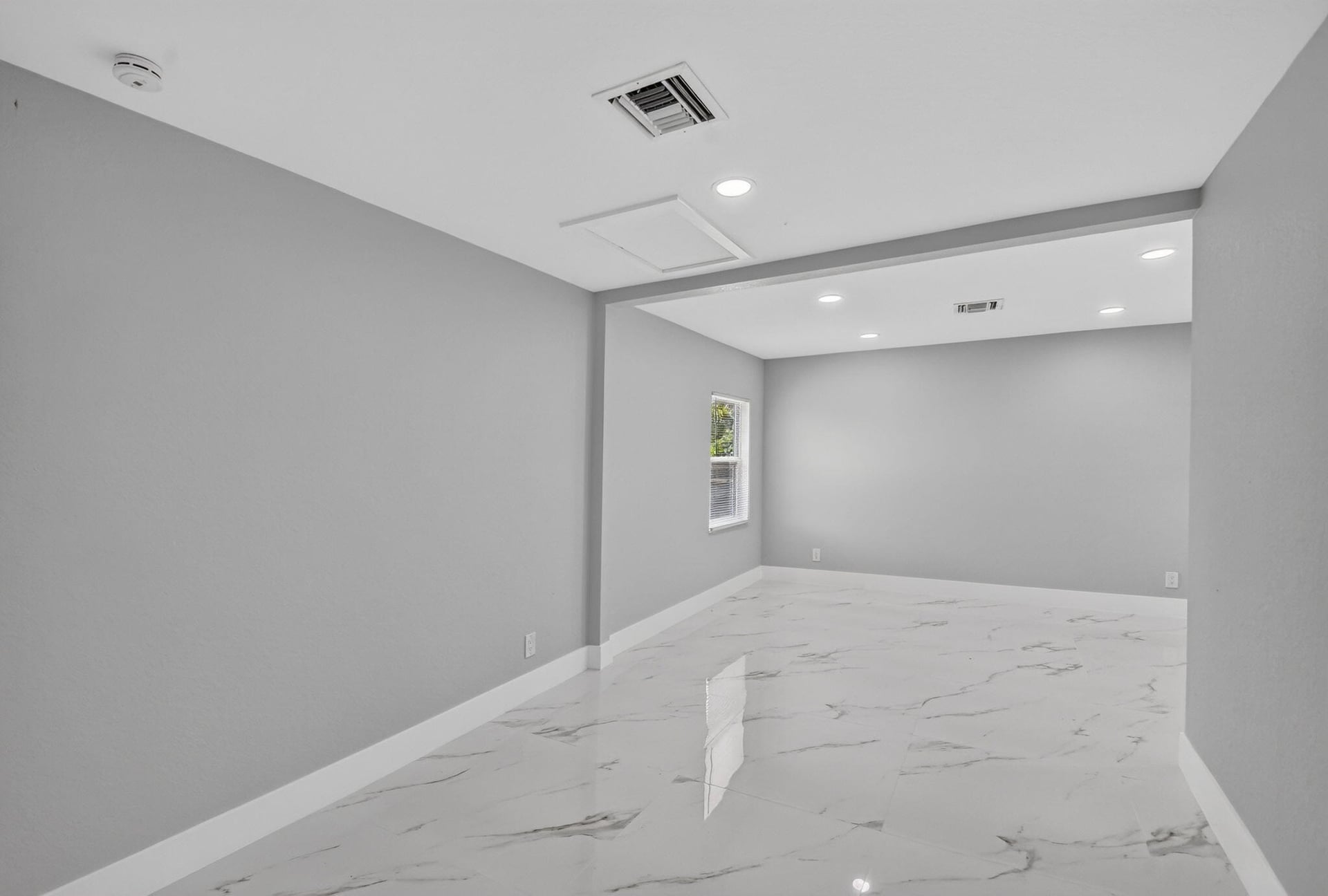  Residence photo 17