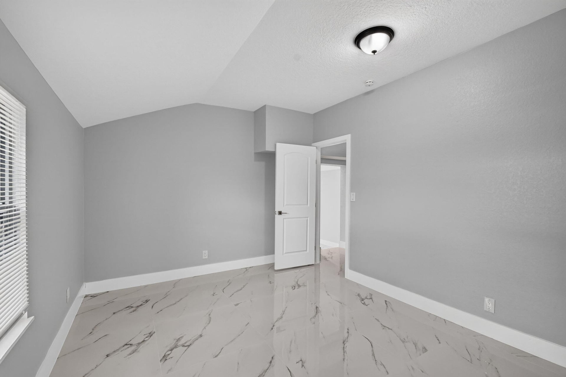  Residence photo 28