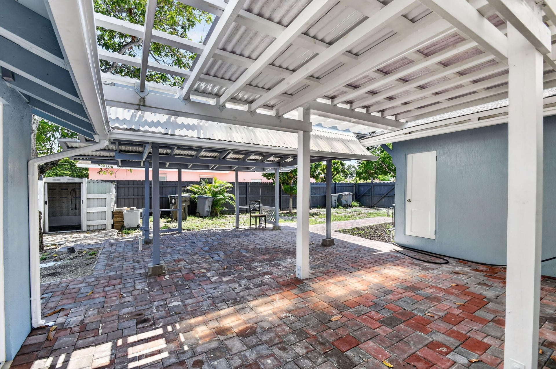  Residence photo 36