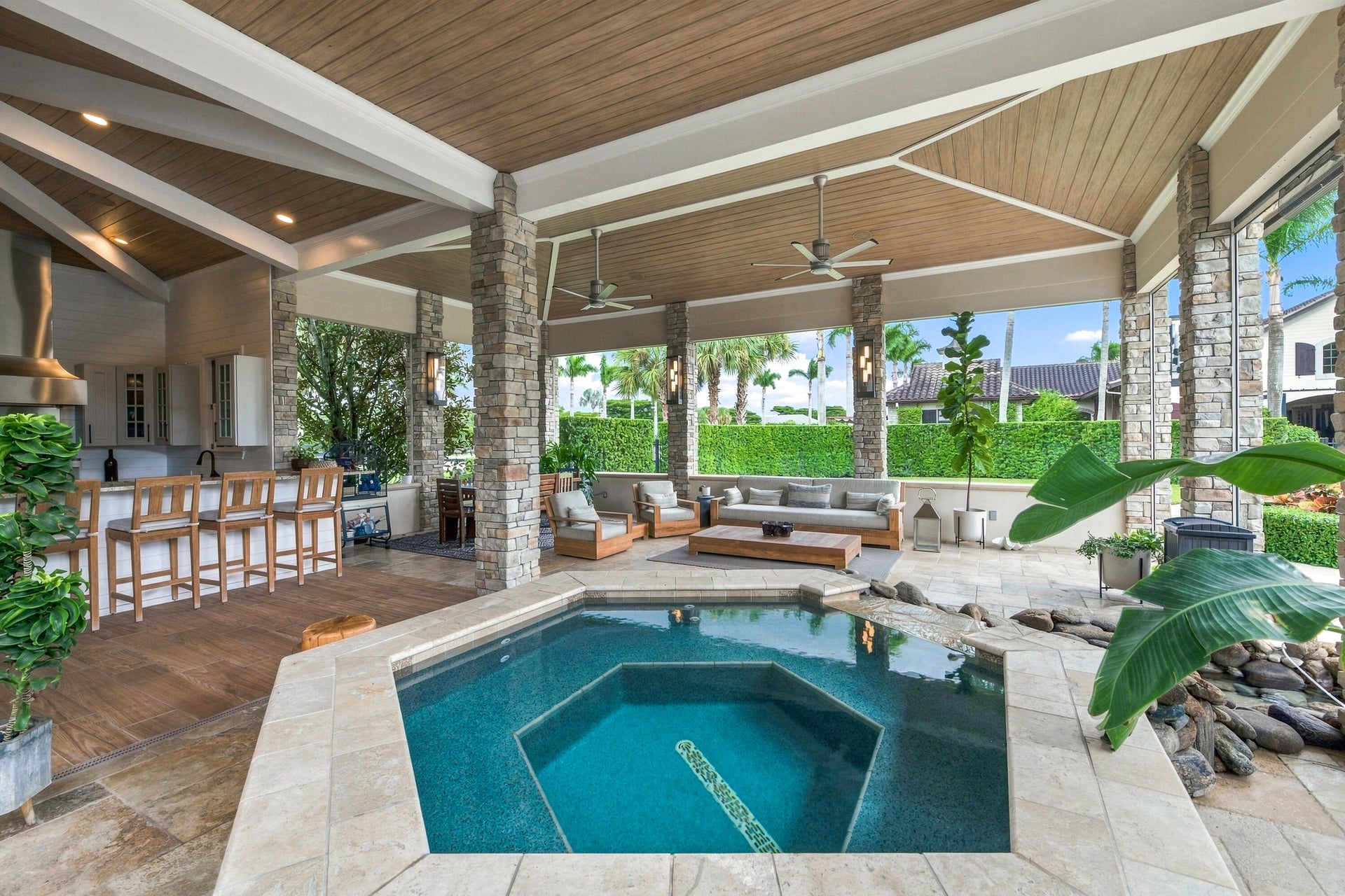 Palm Beach Point Residence photo 20