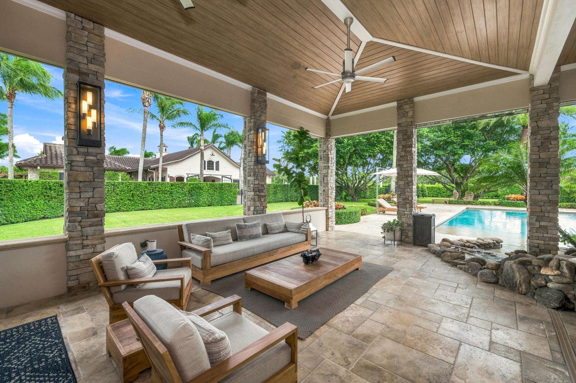 Palm Beach Point Residence photo 24
