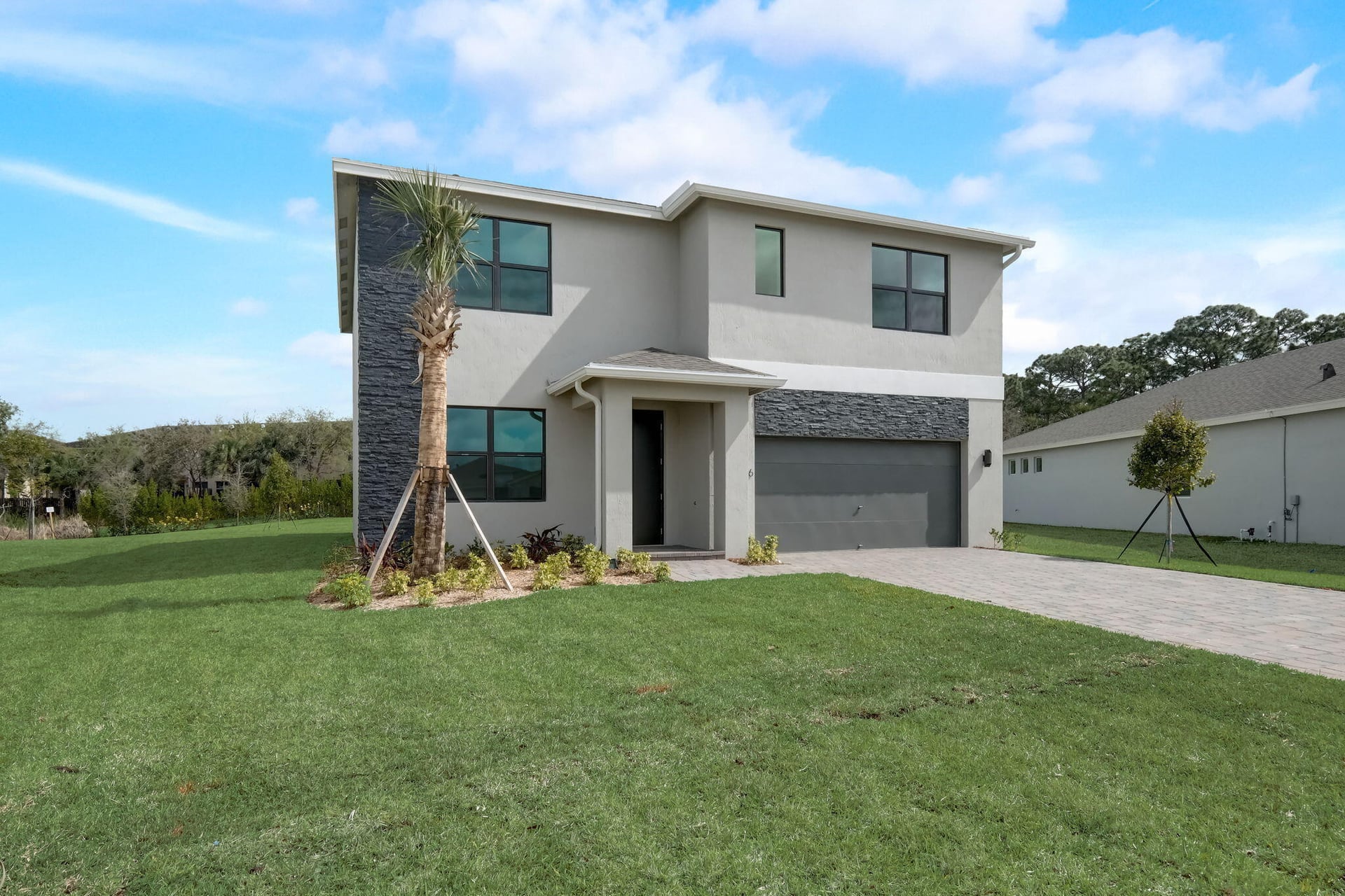 Residence photo 4