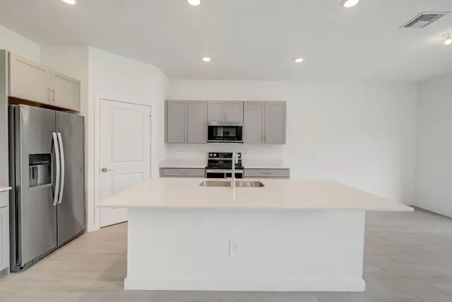 Residence photo 5