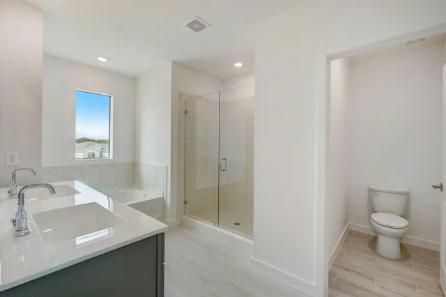 Residence photo 11