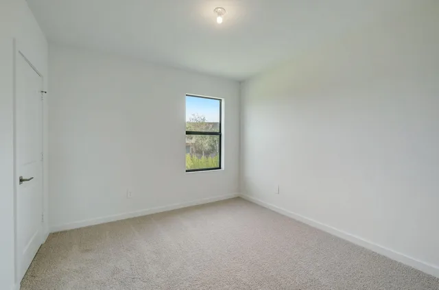 Residence photo 26