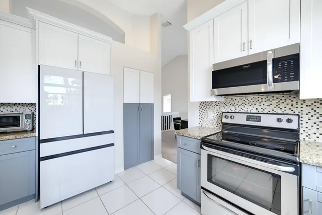 Boca Isles Residence photo 14