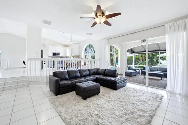 Boca Isles Residence photo 20