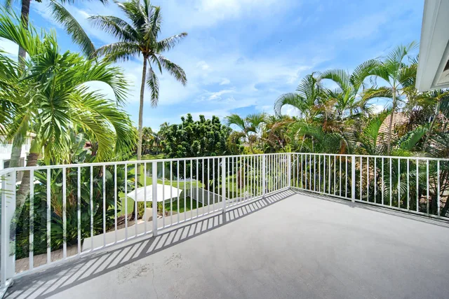 Boca Isles Residence photo 30