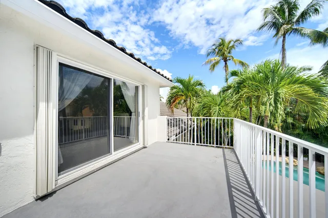 Boca Isles Residence photo 31