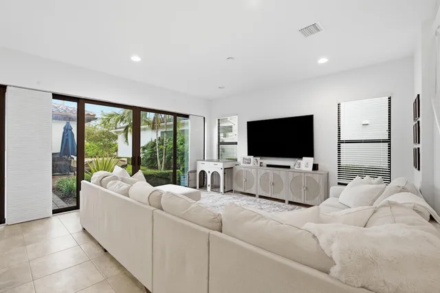 Alton Homes Palm Beach Gardens Residence photo 15