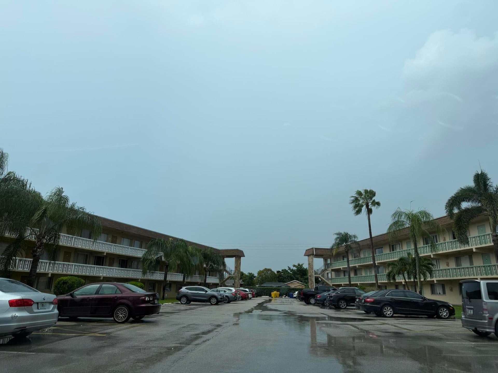 Unit 314 photo 3