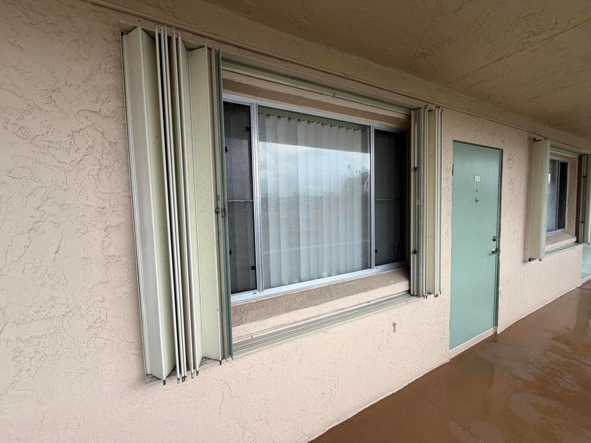 Unit 314 photo 5