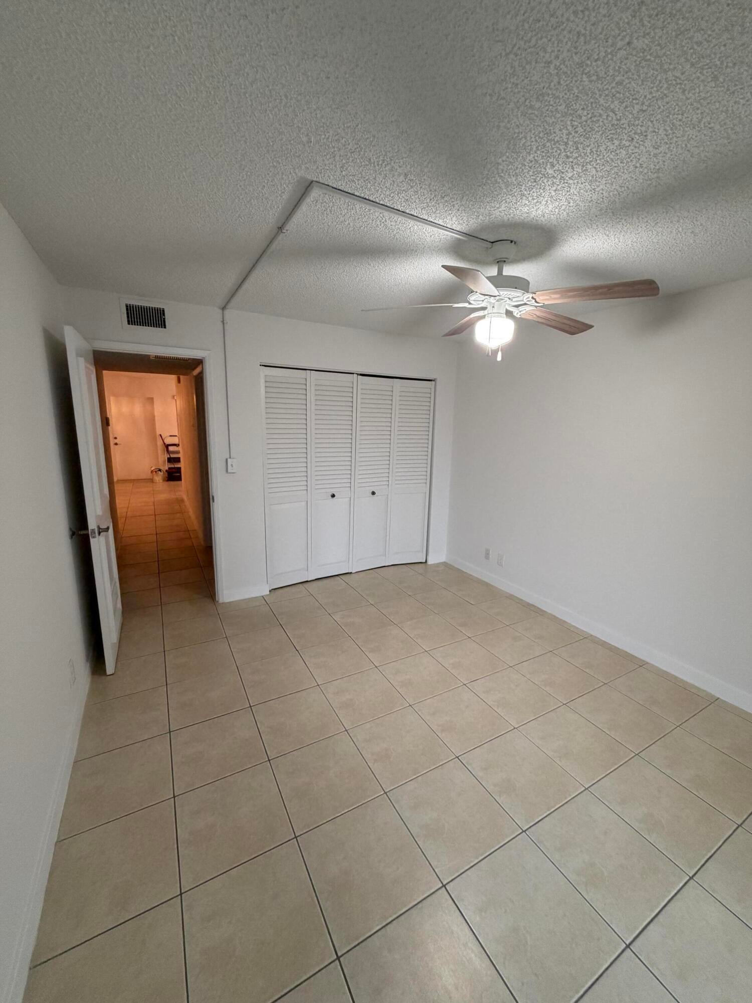 Unit 314 photo 22