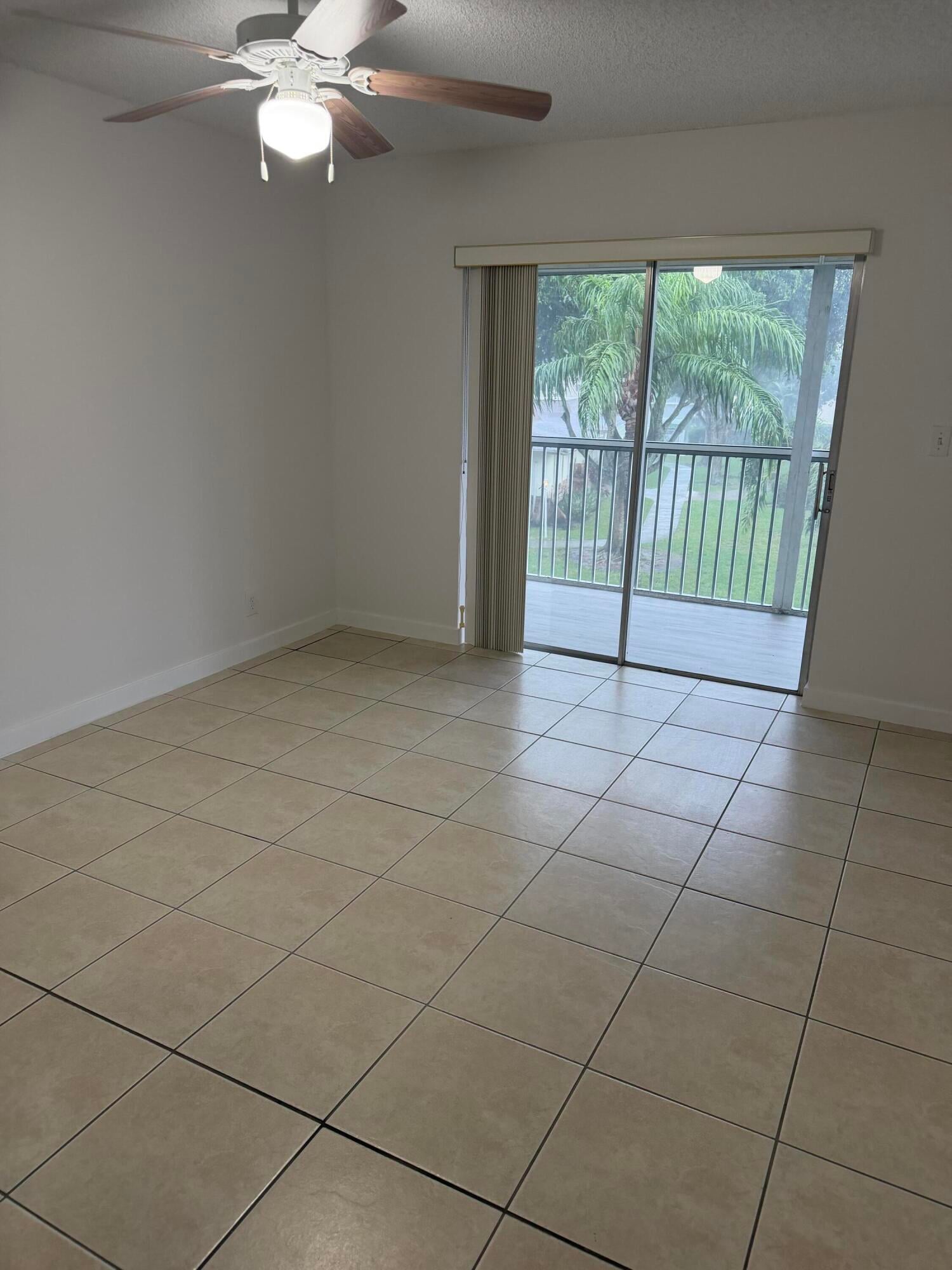 Unit 314 photo 24