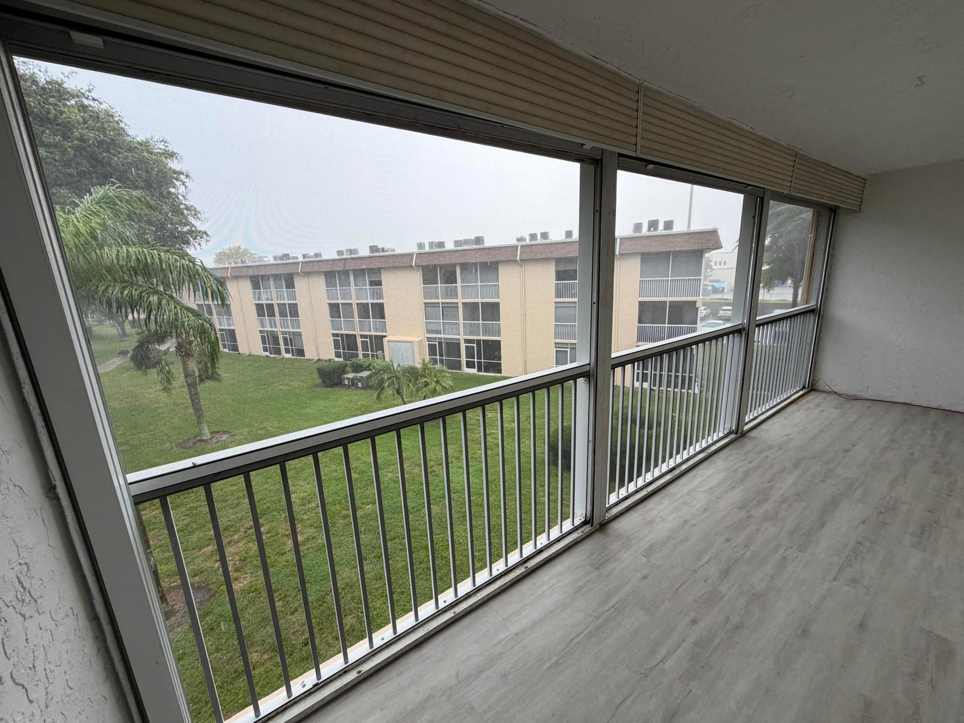 Unit 314 photo 26