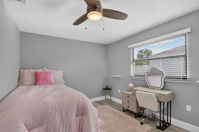 Residence photo 37