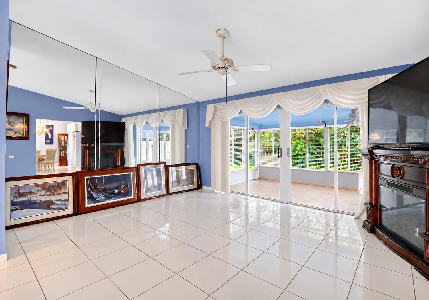  Residence photo 4