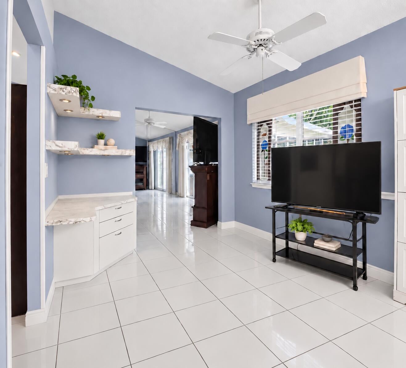  Residence photo 8