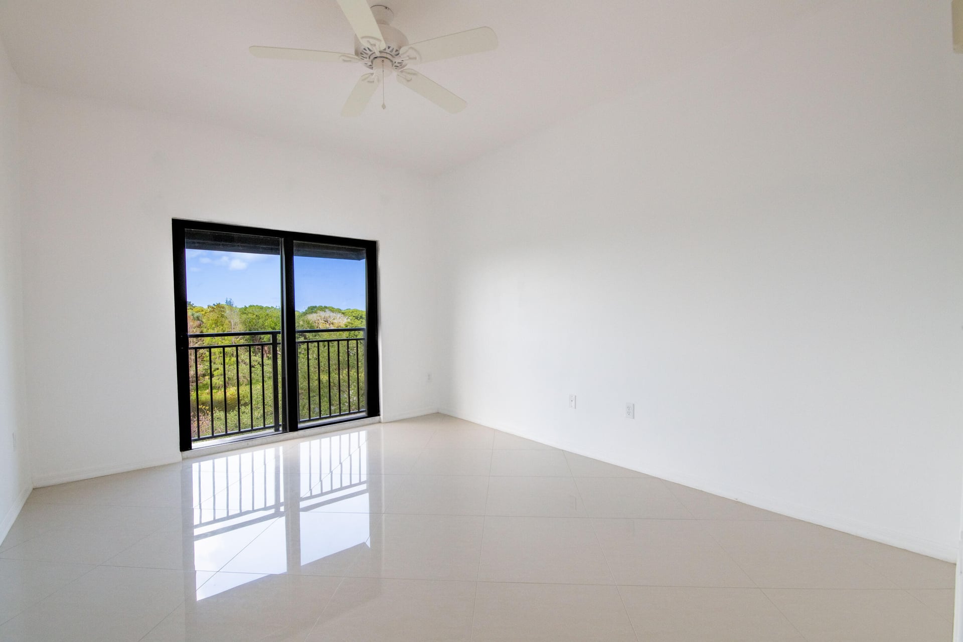 Residences at Midtown Palm Beach Gardens Unit 1411 photo 8