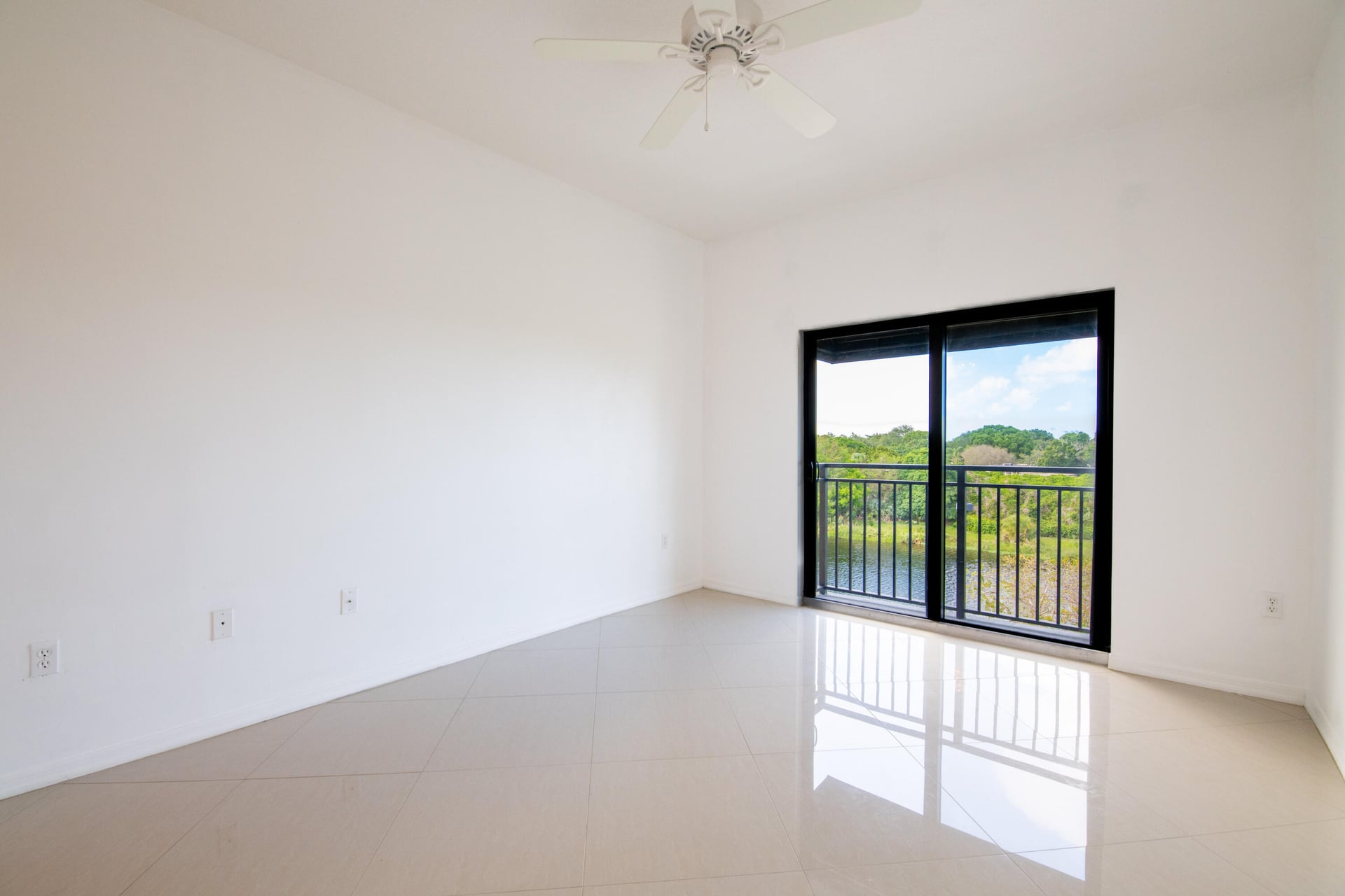 Residences at Midtown Palm Beach Gardens Unit 1411 photo 9
