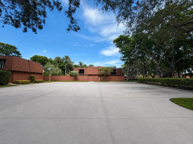 Unit 148 photo 18