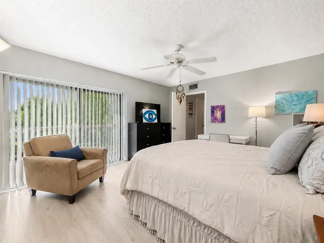  Unit 148 photo 27