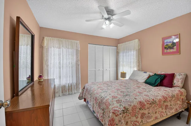  Residence photo 23