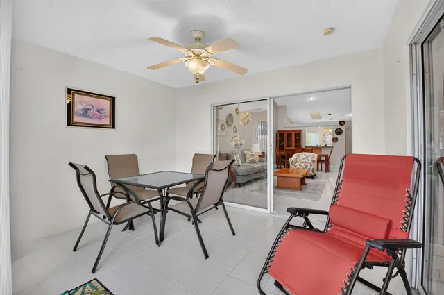  Residence photo 26