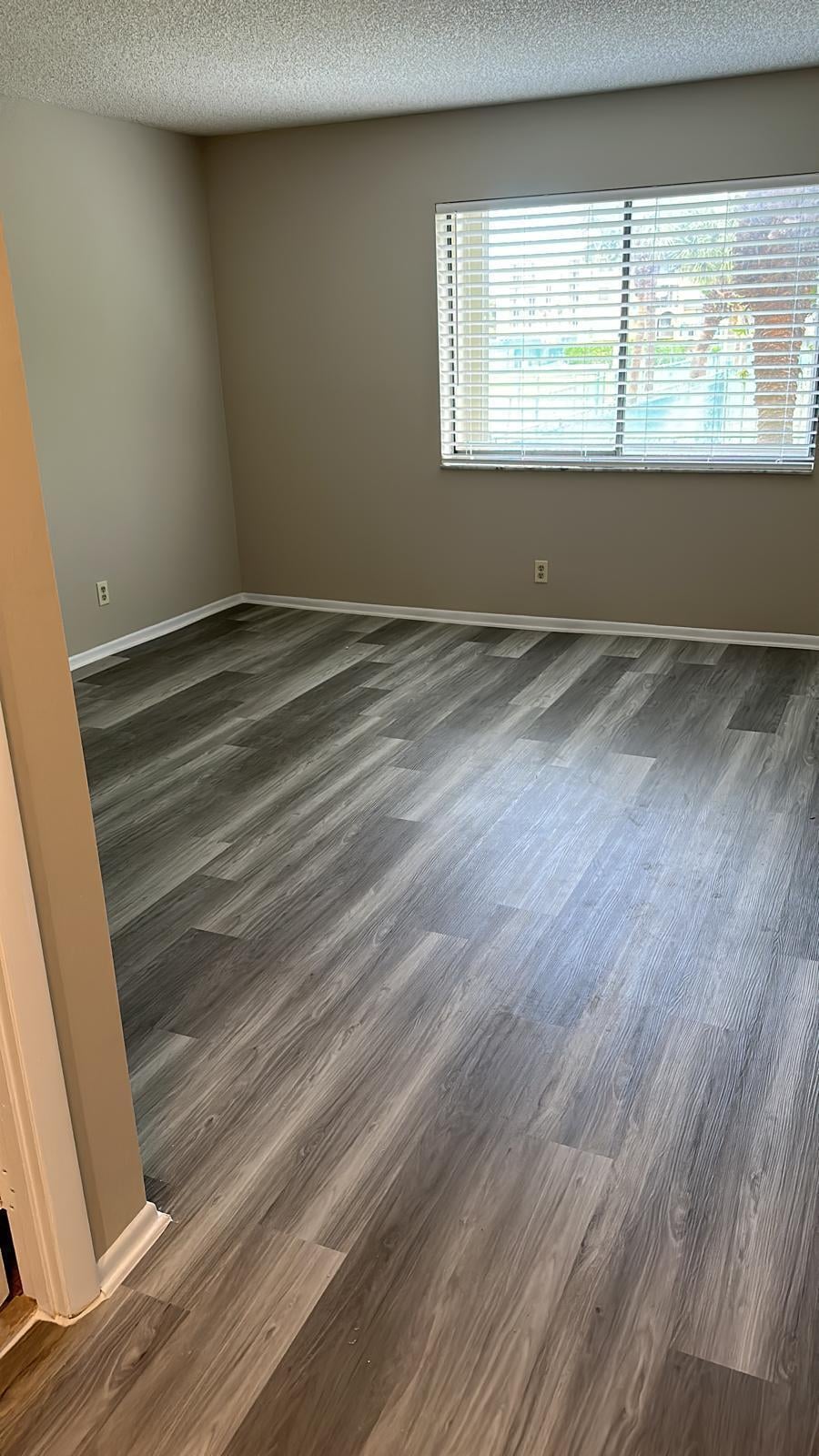 Unit 205 photo 8