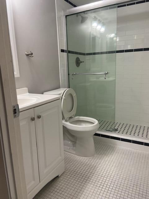 Unit 205 photo 11