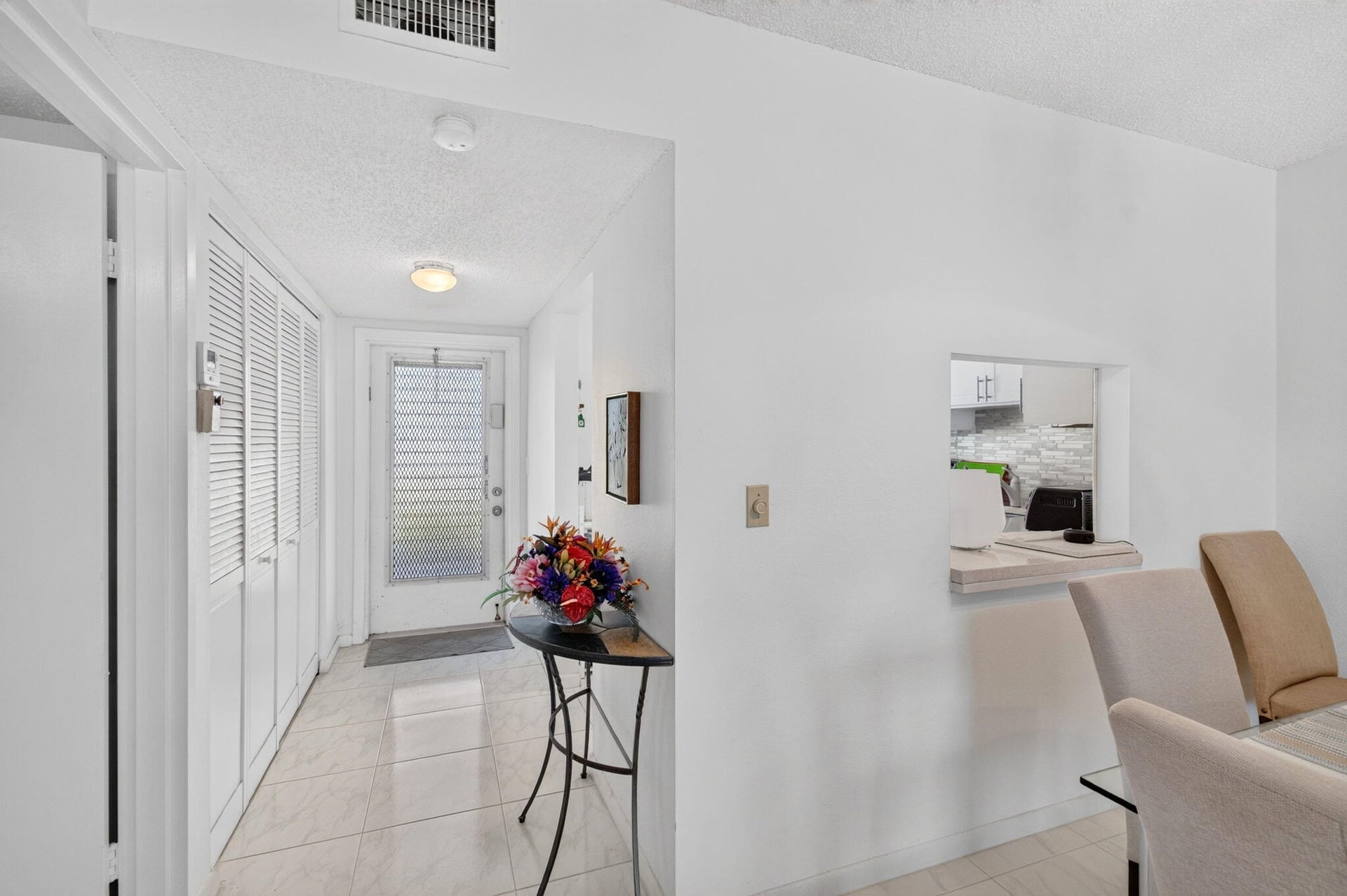 Unit 108 photo 18