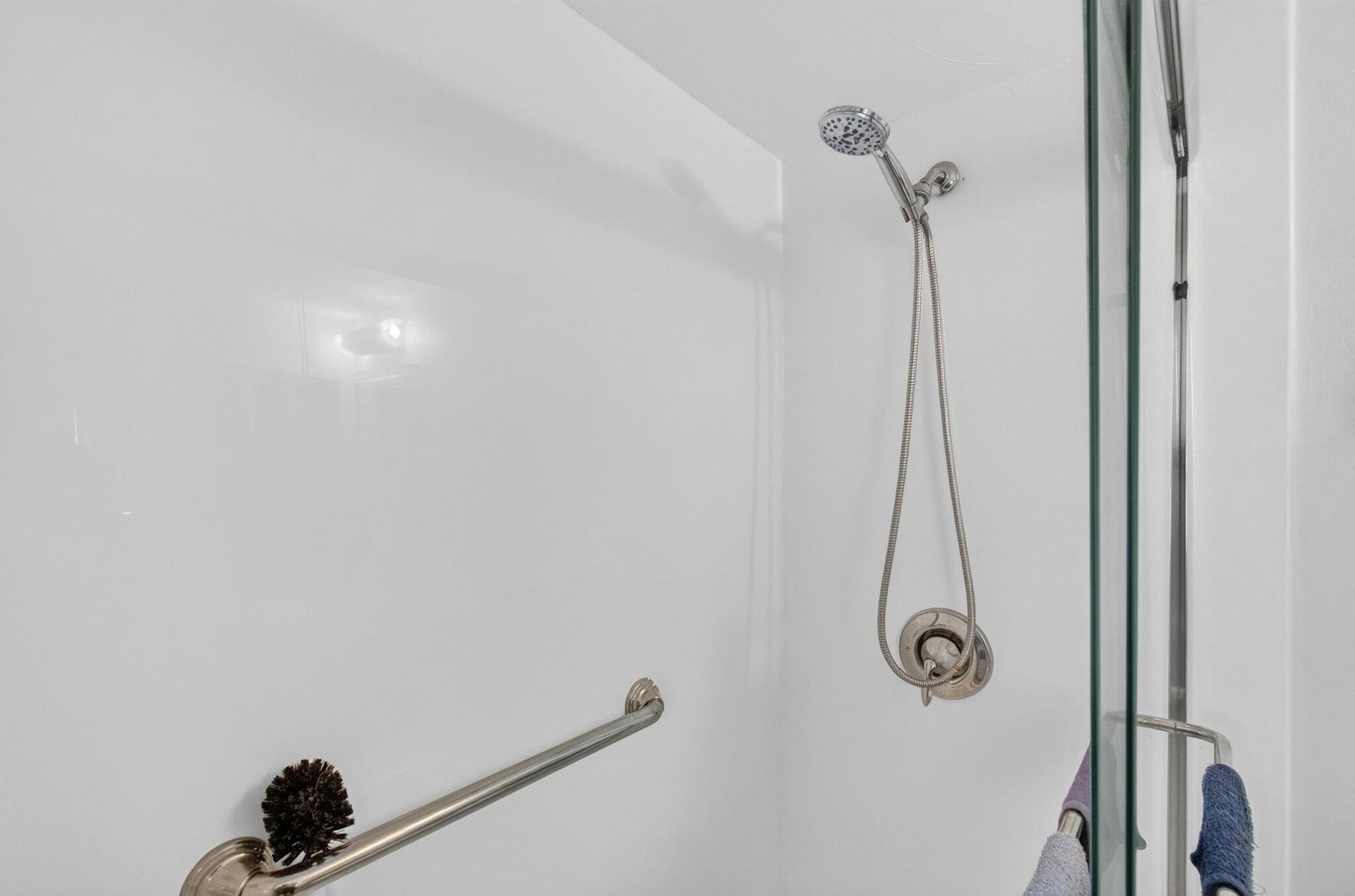 Unit 108 photo 30
