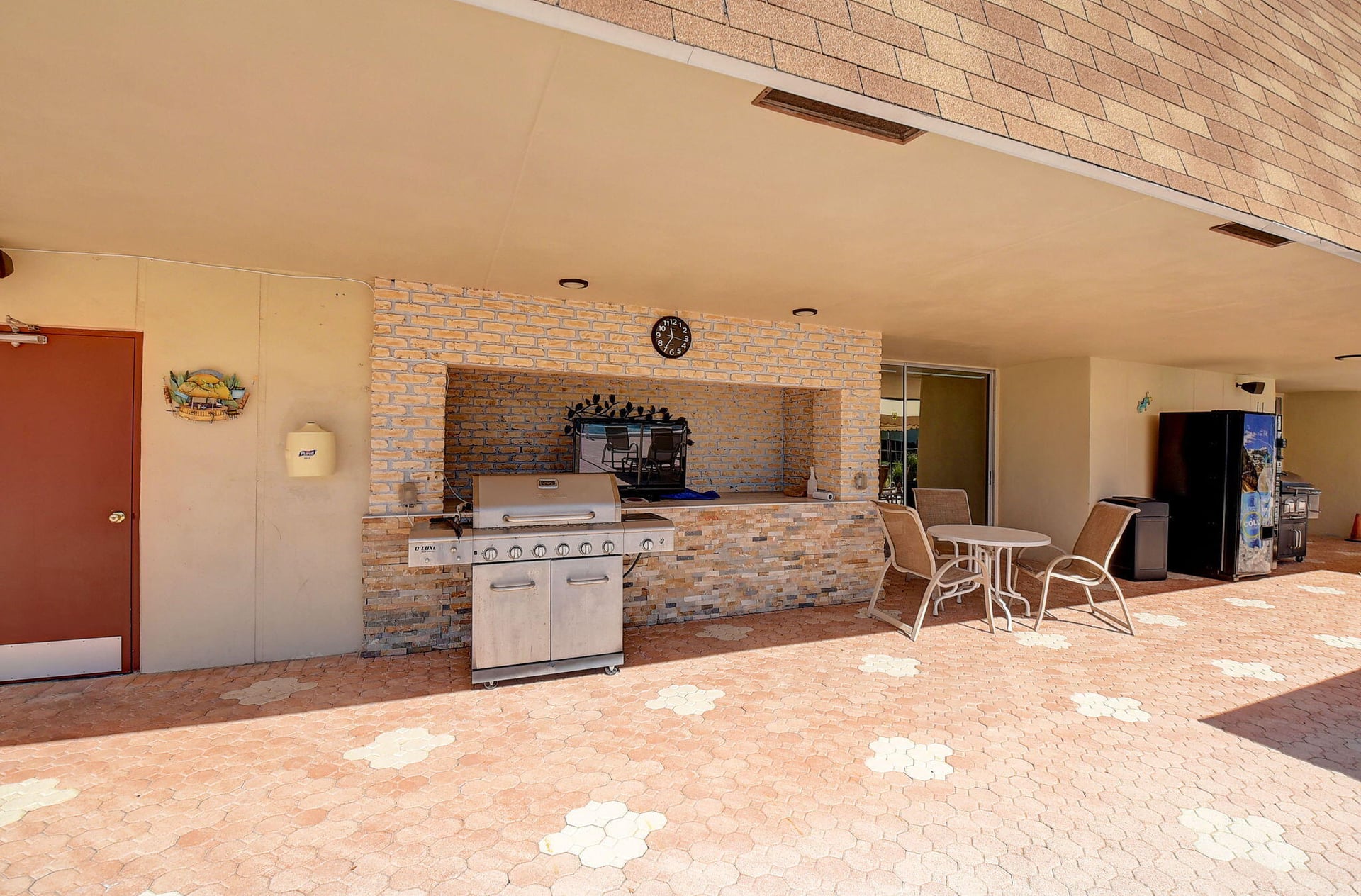 Unit 108 photo 55
