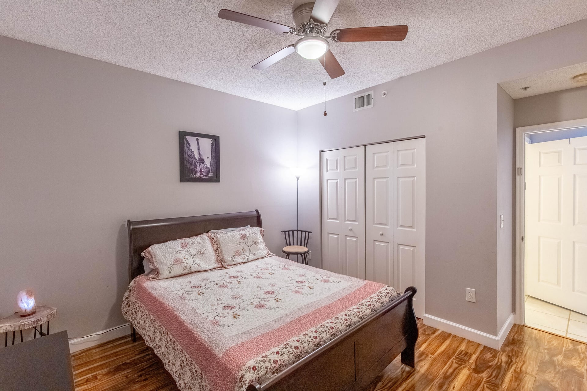 Unit 505 photo 12