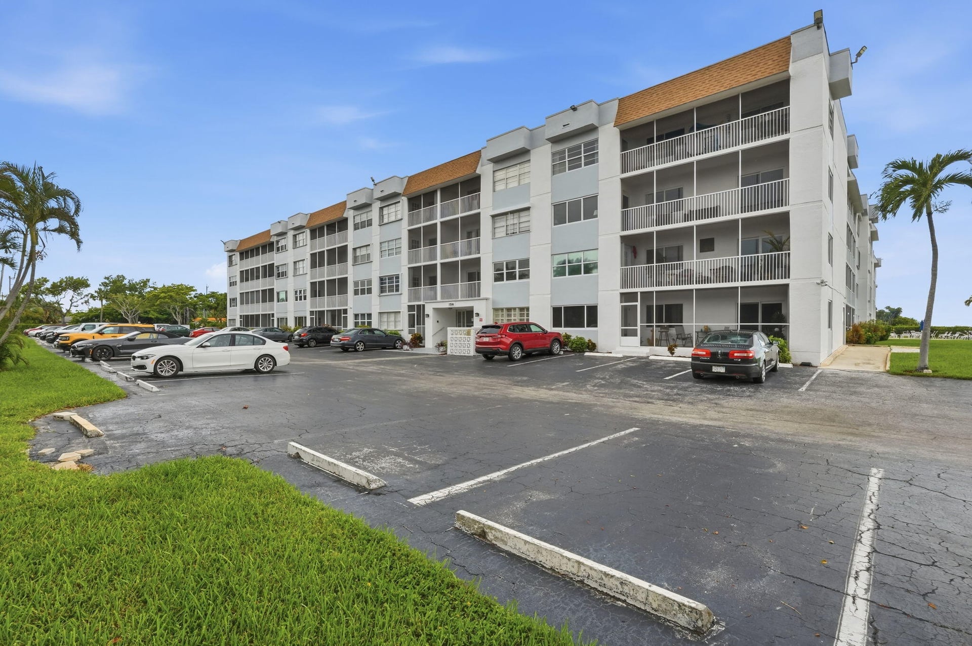  Unit 408 photo 9