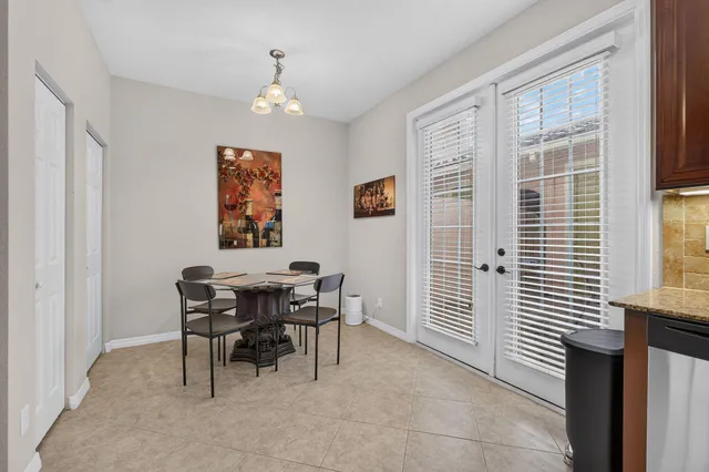 Canterbury Place Residence photo 18