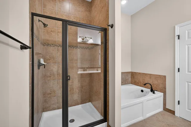 Canterbury Place Residence photo 29