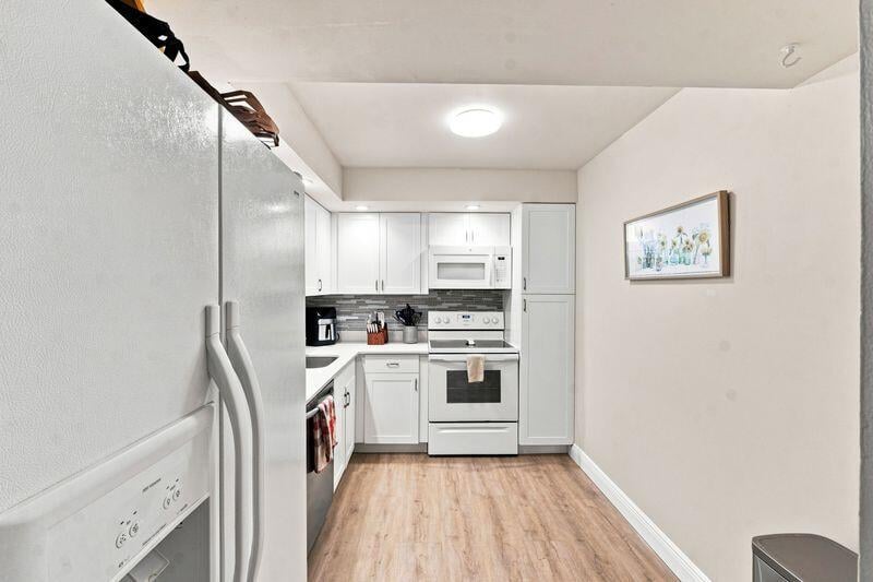 Unit Unit 204 photo 9