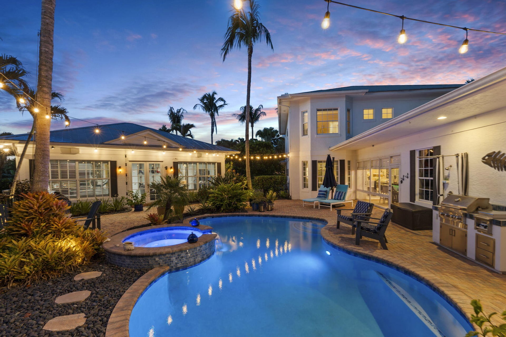 Residence photo 2
