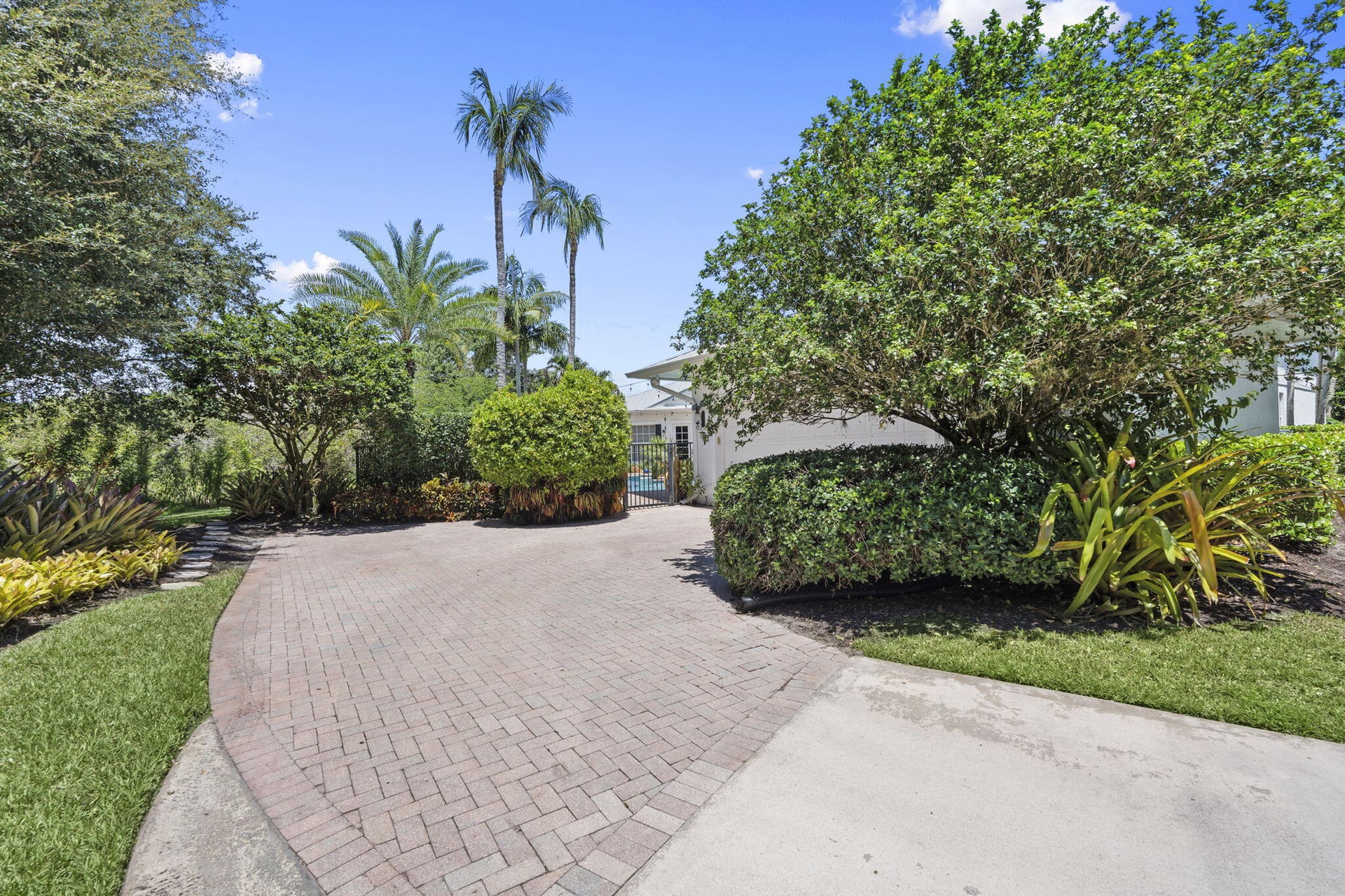 Residence photo 9